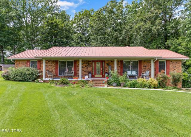 Property at 7525 Glastonbury Rd, Knoxville, TN 37931, 3 beds, 2.5 baths