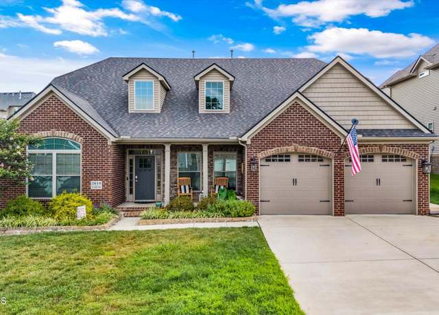 Property at 2610 Blackberry Ridge Blvd, Knoxville, TN 37932, 5 beds, 4 baths