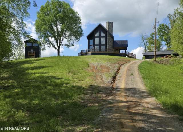 Property at 833 Duck Creek Rd, Sneedville, TN 37869, 2 beds, 2.5 baths