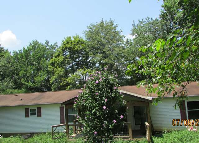 Property at 117 Hardin Cemetery Ct, Friendsville, TN 37737, 4 beds, 2 baths