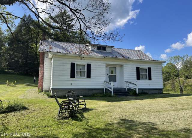 Property at 123 Sexton Ln, Clinton, TN 37716, 2 beds, 1 bath