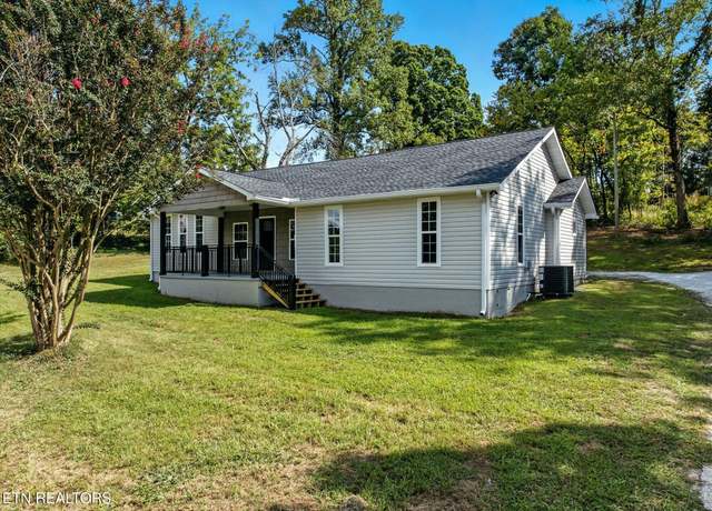 Property at 1309 Summit St, Athens, TN 37303, 3 beds, 2 baths