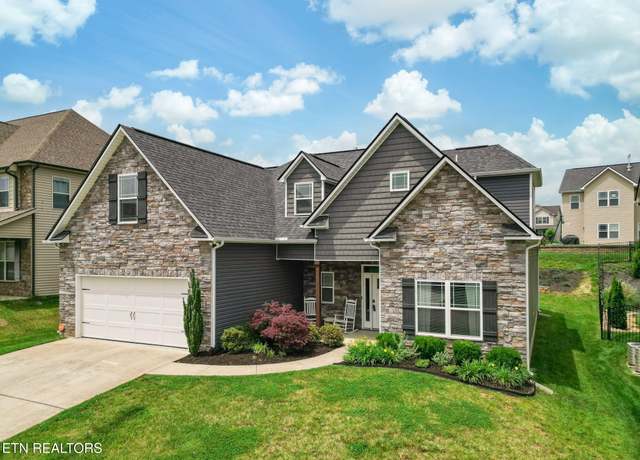 Property at 2610 Brooke Willow Blvd, Knoxville, TN 37932, 4 beds, 3 baths