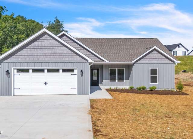 Property at 390 Hillvale Rd, Clinton, TN 37716, 3 beds, 2 baths