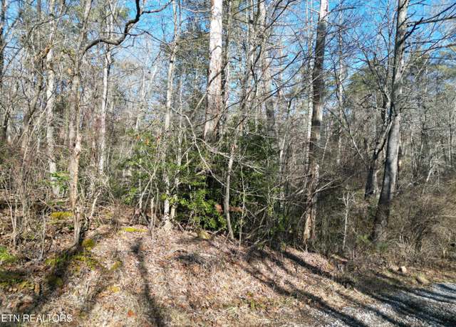 Property at 5039 Broken Bow Dr, Crossville, TN 38572