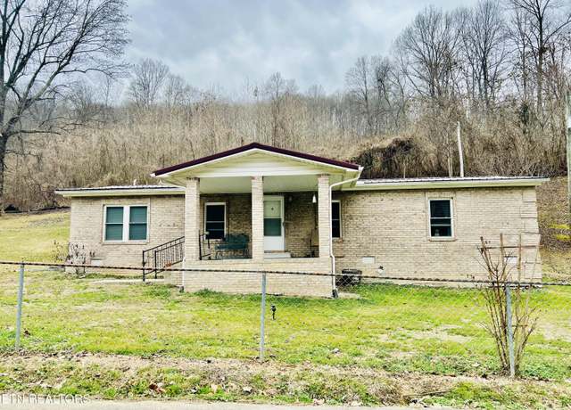 Property at 126 Brick Dr, Jellico, TN 37762, 3 beds, 2 baths