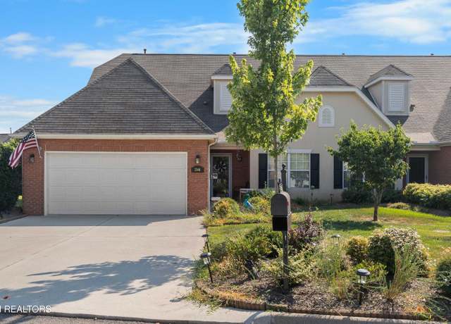 Property at 2548 Moss Creek Rd, Knoxville, TN 37912, 3 beds, 2 baths