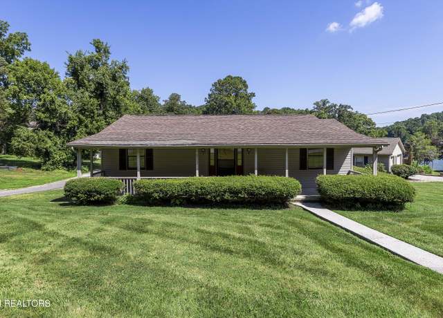 Property at 10029 Westland Dr, Knoxville, TN 37922, 2 beds, 2 baths