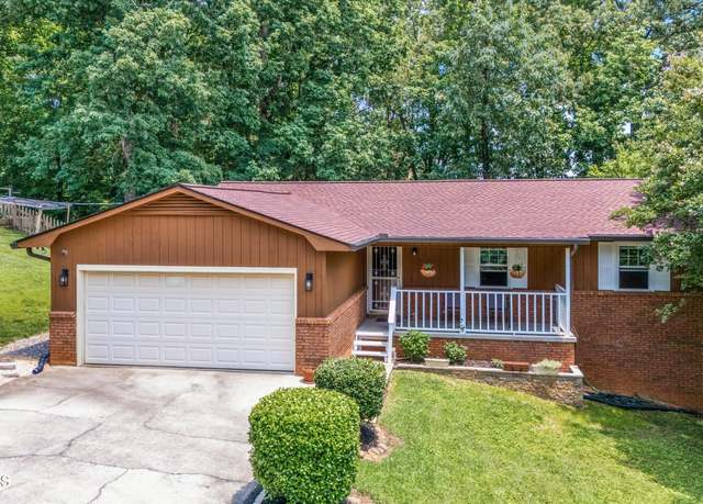 Property at 2000 Ho Co Ta Ke Ln, Knoxville, TN 37912, 3 beds, 2 baths