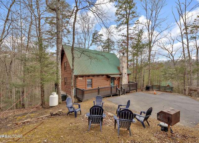 Property at 1247 Secona Way, Sevierville, TN 37876, 4 beds, 3 baths
