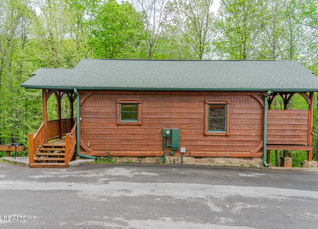 Property at 869 Great Smoky Way, Gatlinburg, TN 37738, 1 bed, 1 bath