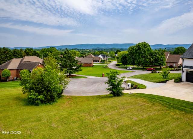 Property at 1144 Heathmoore Ct, Maryville, TN 37803