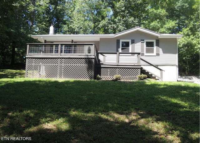 Property at 121 Ashley Rd, Jamestown, TN 38556, 3 beds, 1 bath