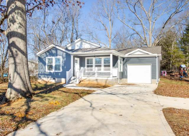 Property at 607 Amerine Rd, Maryville, TN 37804, 3 beds, 2 baths