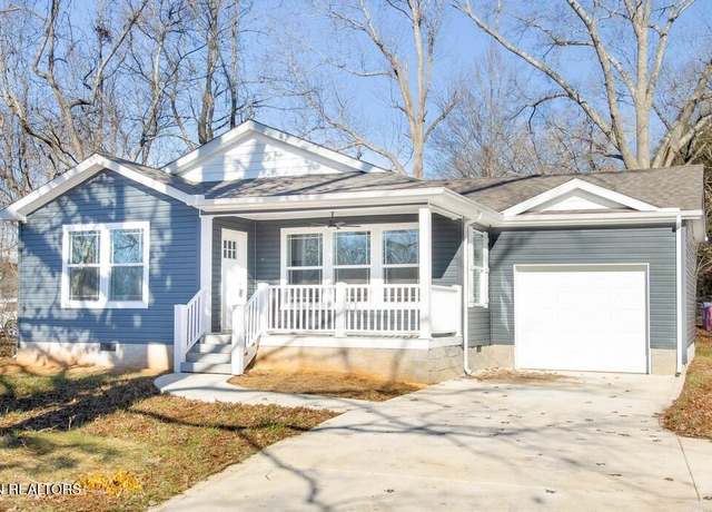 Property at 607 Amerine Rd, Maryville, TN 37804, 3 beds, 2 baths