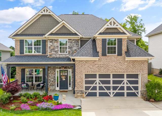 Property at 945 Festival Ln, Knoxville, TN 37923, 4 beds, 2.5 baths