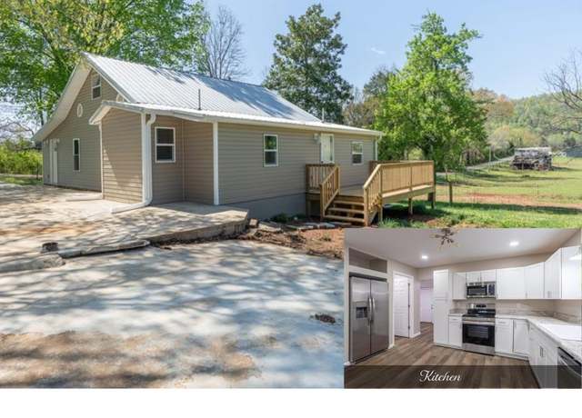Property at 1756 Walker Cove Rd, Sparta, TN 38583, 3 beds, 2 baths