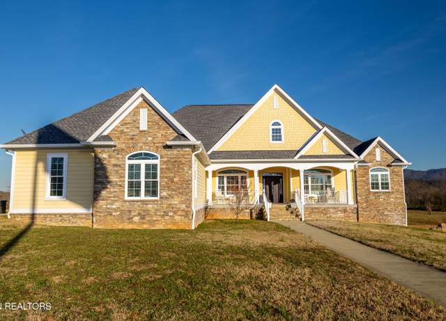 Property at 1250 Brick Mill Rd, Maryville, TN 37801, 4 beds, 3.5 baths