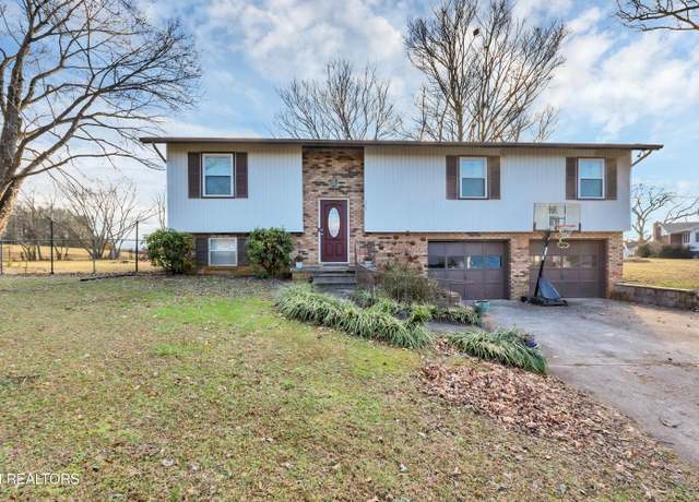 Property at 105 Chaucer Cir, Maryville, TN 37803, 3 beds, 2.5 baths