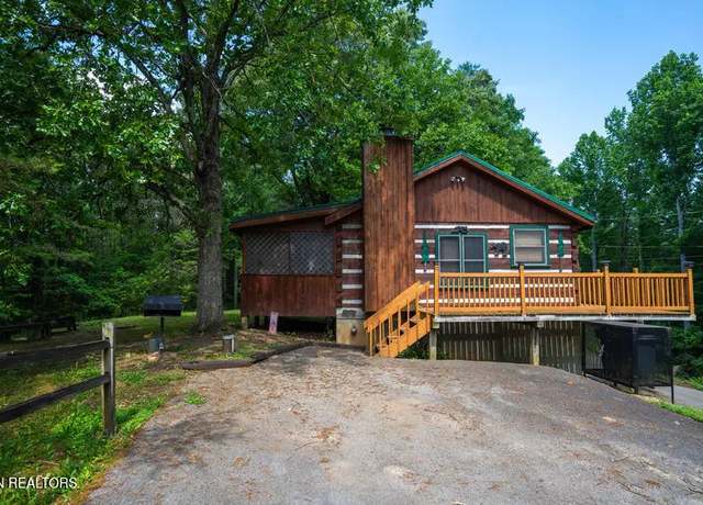 Property at 1510 Ridgecrest Dr, Sevierville, TN 37876, 2 beds, 2 baths