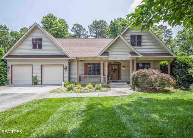 Property at 308 Tahlequah Dr, Loudon, TN 37774, 4 beds, 3 baths