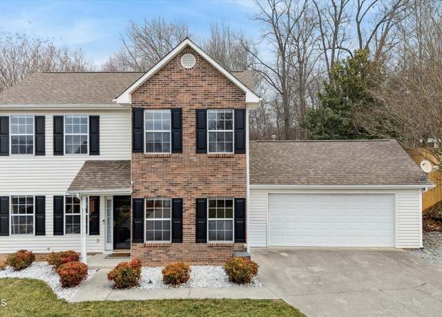Property at 8218 Foxworth Trl, Powell, TN 37849, 3 beds, 2.5 baths
