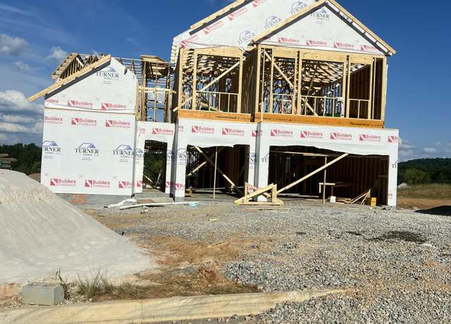 Property at 210 Limelight Ln, Lenoir City, TN 37772, 5 beds, 3.5 baths