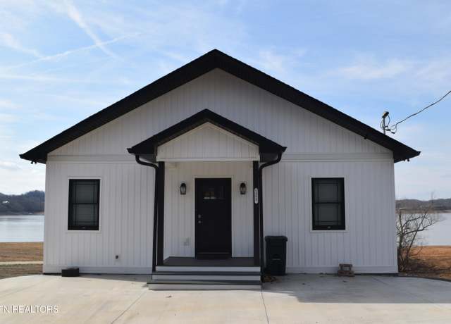 Property at 1553 Millstone Beach Rd, Dandridge, TN 37725, 3 beds, 2.5 baths
