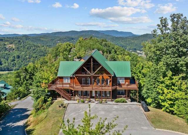 Property at 3650 Wilderness Mtn Rd, Sevierville, TN 37862, 4 beds, 5 baths