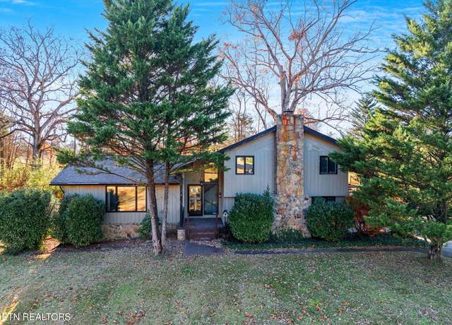 Property at 310 Evergreen Dr, Sevierville, TN 37862, 3 beds, 2.5 baths