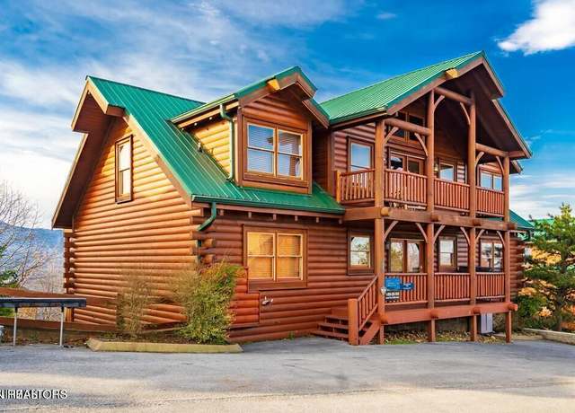 Property at 1907 Legacy Dr, Sevierville, TN 37876, 8 beds, 7 baths
