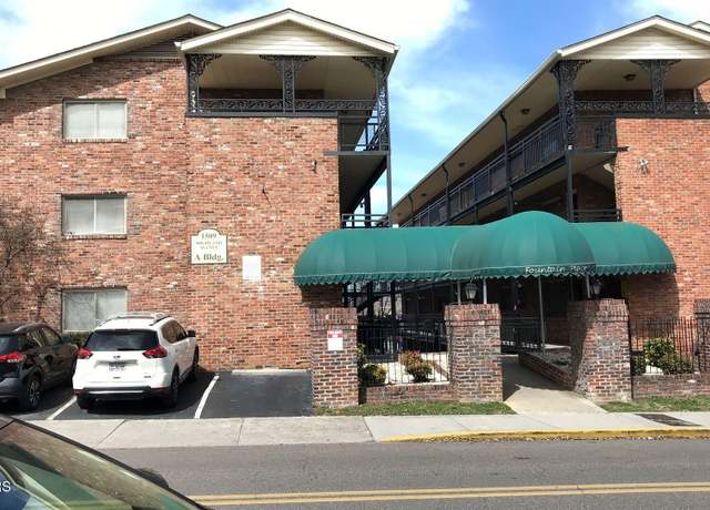 Property at 1509 Highland Ave Unit A305, Knoxville, TN 37916, 2 beds, 1 bath