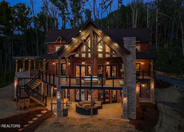 Property at 2203 Ridgeland Cir, Sevierville, TN 37862, 3 beds, 4 baths