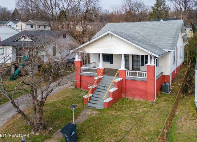Property at 2823 Browning Ave, Knoxville, TN 37921, 4 beds, 2 baths
