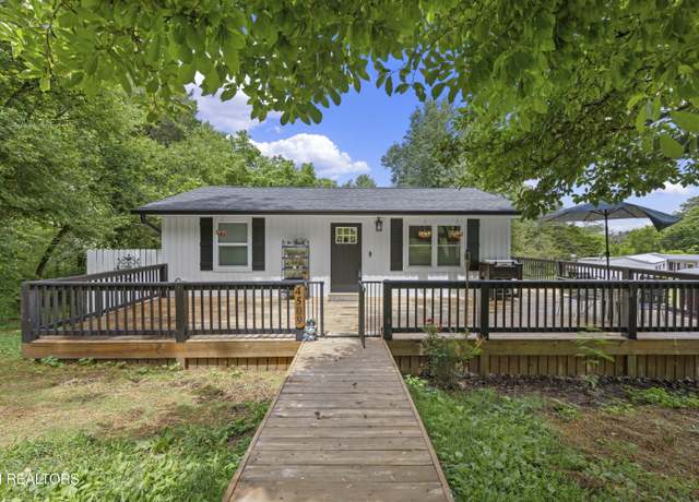 Property at 4509 Lifford Ln, Corryton, TN 37721, 2 beds, 2 baths