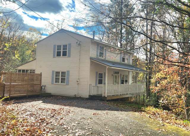 Property at 4340 Lakeshore Ave, Sevierville, TN 37876, 1 bed, 2 baths