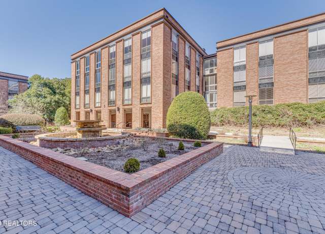 Property at 1400 Kenesaw Ave Unit 23C, Knoxville, TN 37919, 2 beds, 2 baths