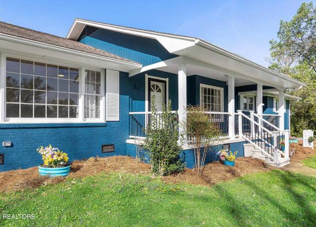 Property at 201 Farlow Dr, Knoxville, TN 37934, 4 beds, 2 baths