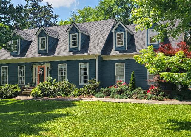 Property at 131 Chestnut Hill Rd, Oak Ridge, TN 37830, 3 beds, 3 baths