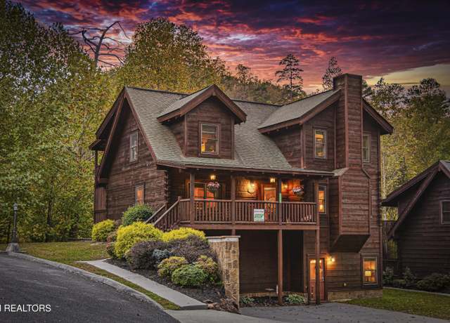 Property at 3322 Covered Bridge Way, Sevierville, TN 37862, 6 beds, 5 baths