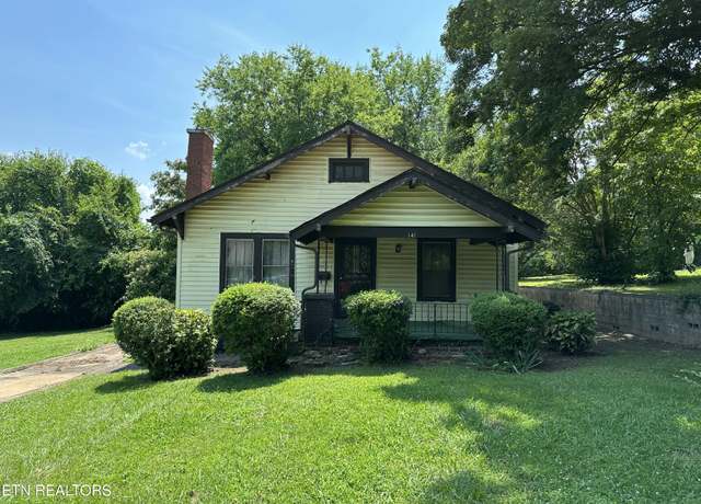 Property at 141 Morningside Dr, Knoxville, TN 37915, 3 beds, 1 bath