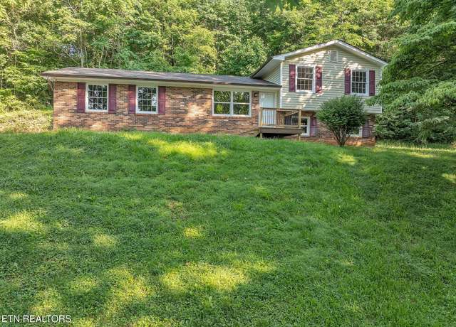 Property at 246 Robertson Ln, Caryville, TN 37714, 3 beds, 1.5 baths