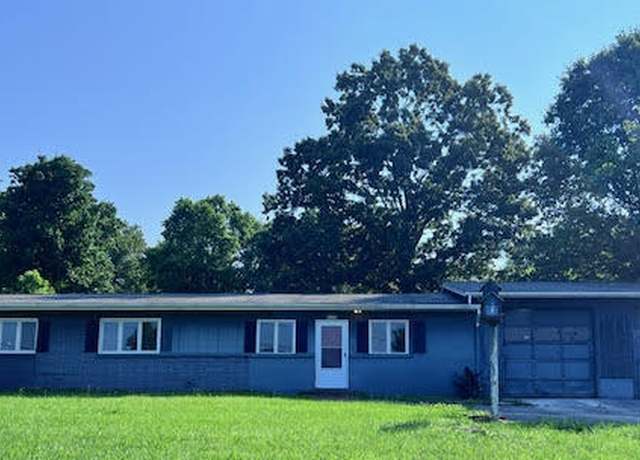 Property at 1604 Wandering Rd, Knoxville, TN 37912, 3 beds, 2 baths