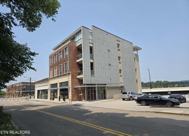 Property at 555 W Jackson Ave #201, Knoxville, TN 37902, 1 bed, 1 bath