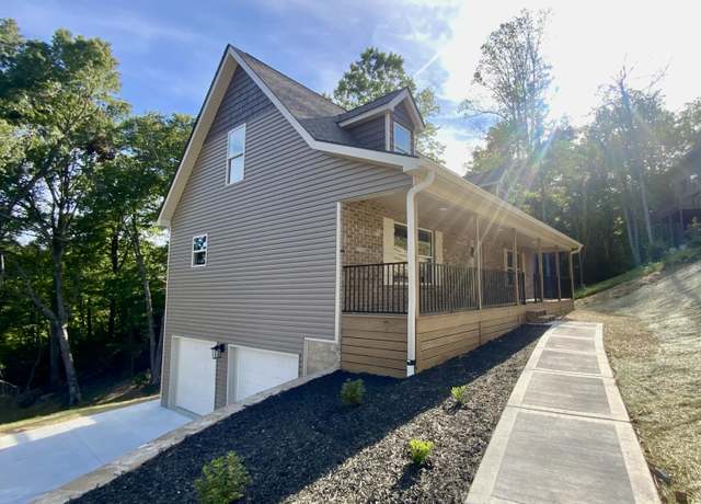 Property at 114 Stem Ln, Clinton, TN 37716, 3 beds, 2.5 baths
