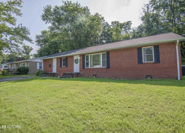 Property at 906 Chilhowee St, Harriman, TN 37748, 3 beds, 2 baths