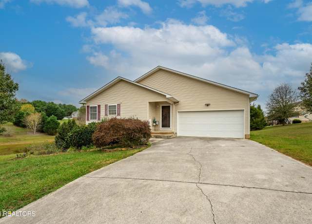 Property at 417 Little Cove Dr, Dandridge, TN 37725, 4 beds, 3 baths