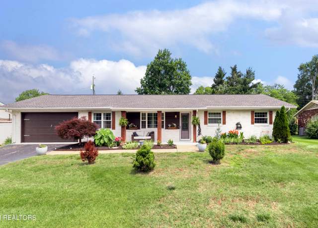 Property at 7909 Livingston Dr, Knoxville, TN 37919, 3 beds, 2 baths