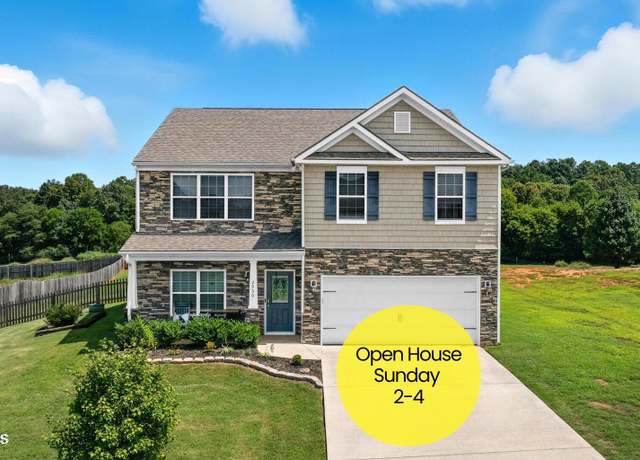Property at 2930 Sagegrass Dr, Louisville, TN 37777, 5 beds, 3 baths