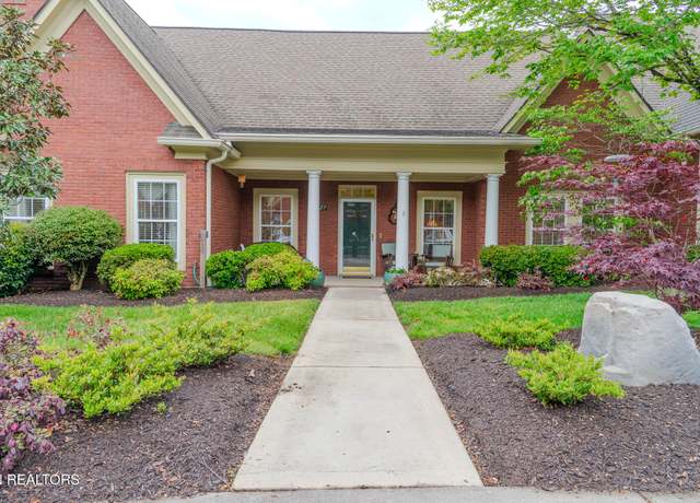 Property at 12427 Willow Ridge Ln, Farragut, TN 37934, 3 beds, 2 baths